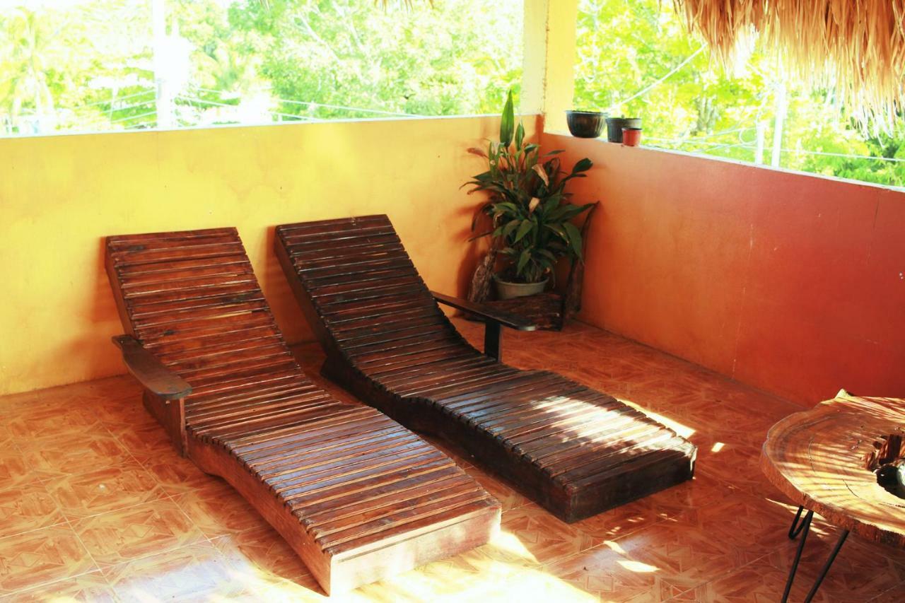 Black Jaguar Hostel Bacalar Eksteriør bilde